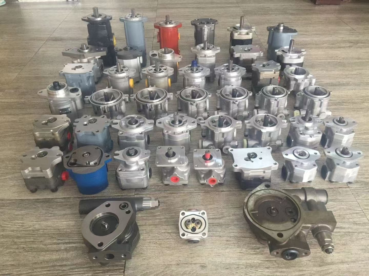 चीन Guangzhou Gangwo Engineering Machinery Parts Department कंपनी प्रोफाइल